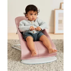Bouncer Bliss Cotton Petal Quilt - Dusty Pink
