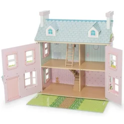Daisylane Mayberry Manor Doll House
