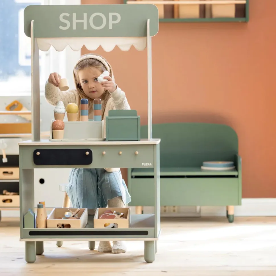 Shop and Cafe