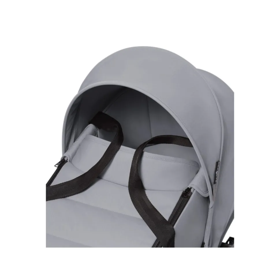 Stokke YOYO³ Pram with Newborn Shell